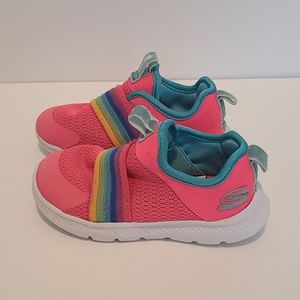 SKECHERS Toddler girl. Size 9. Pink with R…